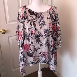 NWT Jennifer Lopez Top